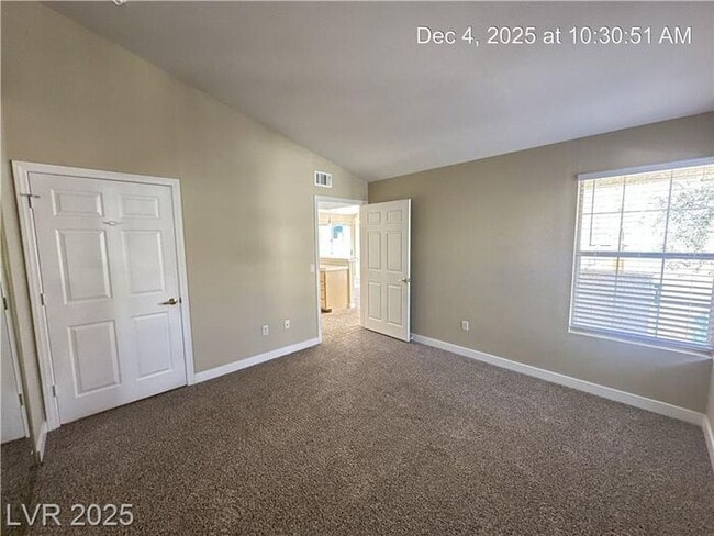 Building Photo - 2ND STORY 2-BEDROOM GREEN VALLEY CONDO