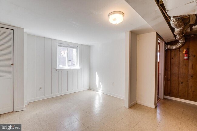 Building Photo - 1889 Alabama Ave SE