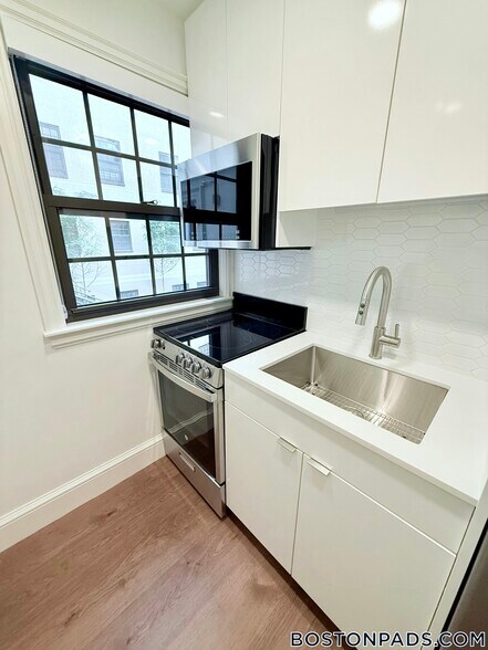 Primary Photo - 1200 Massachusetts Ave