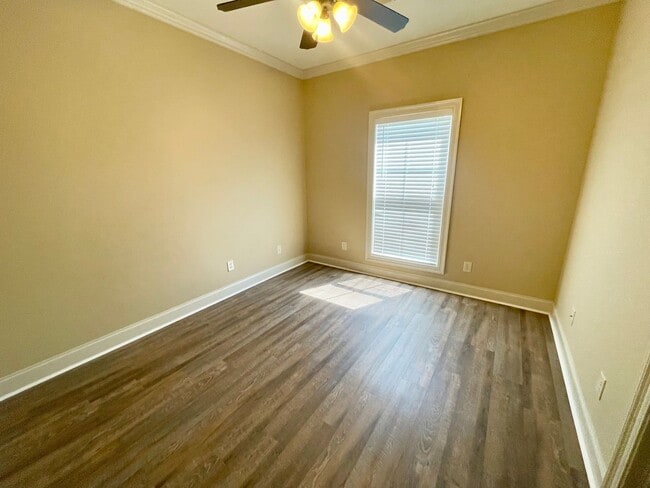Building Photo - 3/2 for Rent in Ashbrooke of Gluckstadt!