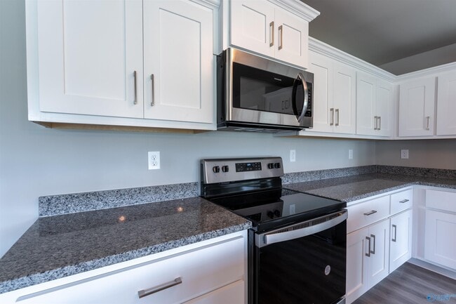 Building Photo - 118 Ocean Springs Ave