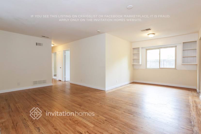 Building Photo - 1501 Clay St