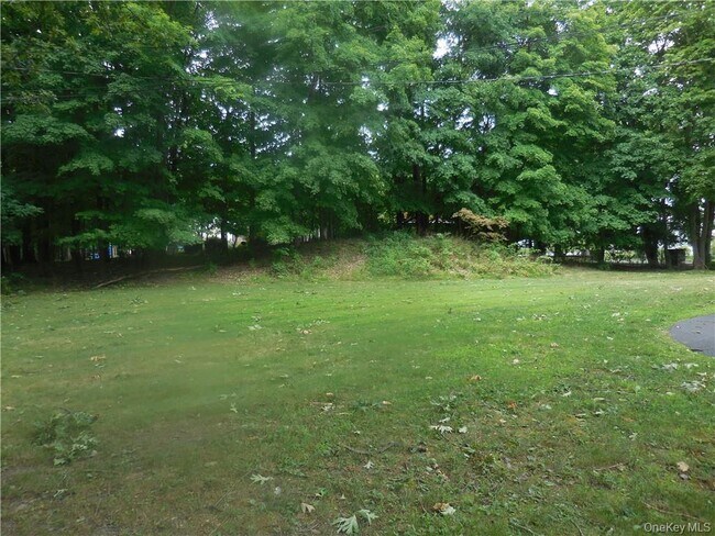 Building Photo - 78 Duncan Ave