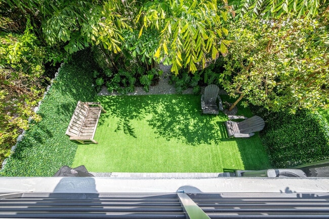 Building Photo - 6864 SW 80th St