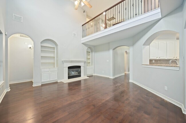 Building Photo - 1402 Chaparral Crossing