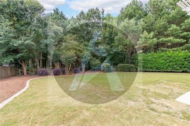 Building Photo - 513 Millside Tr