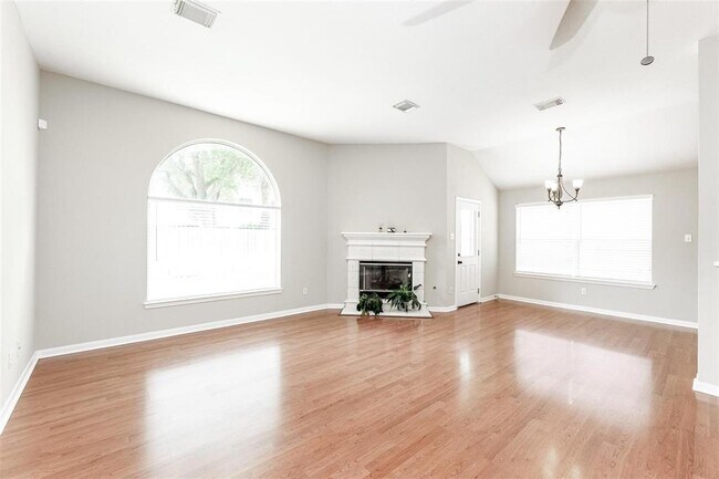Building Photo - 4615 Plantation Colony Dr