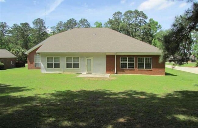 Building Photo - 7771 Cricklewood Dr