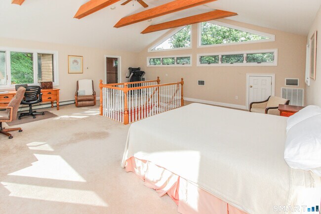 Building Photo - 34 Forty Acre Mountain Rd