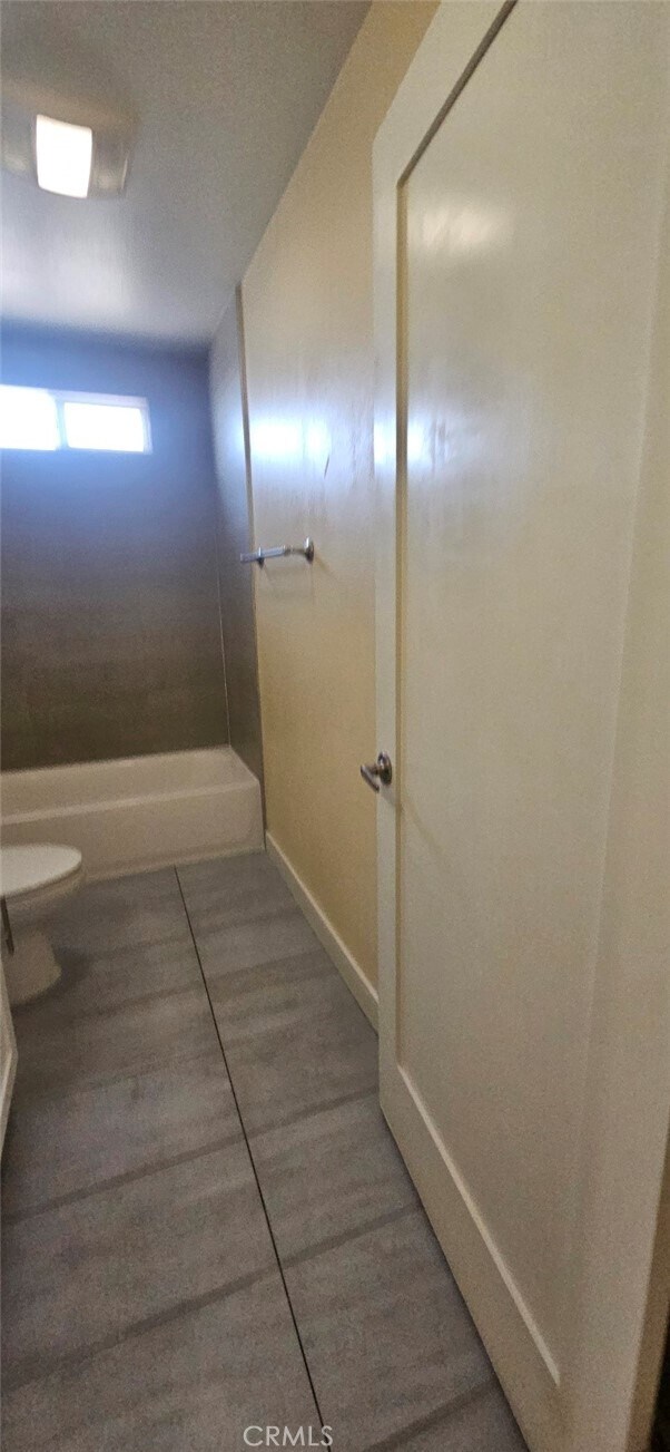 Building Photo - 1631 E 85th St