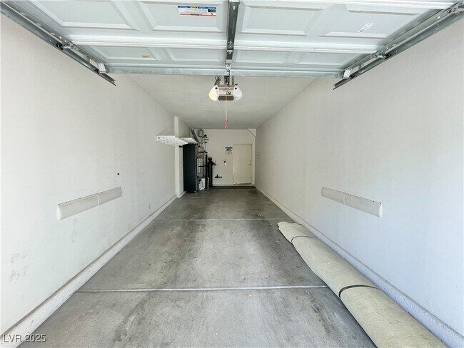 Building Photo - 10820 Amber Ridge Dr
