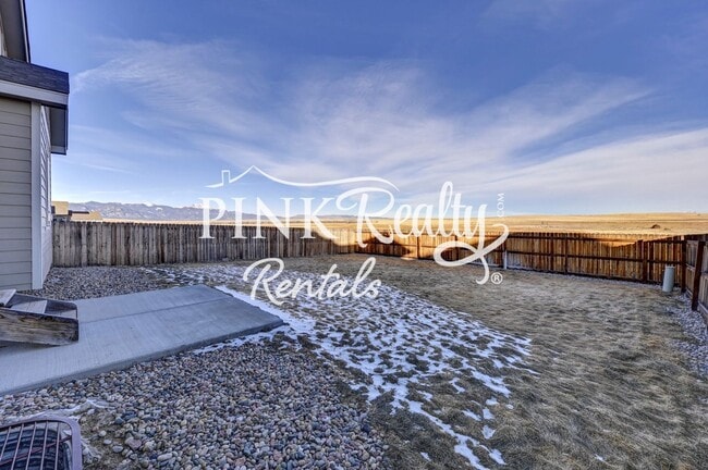 Building Photo - 10716 Ridgepole Dr