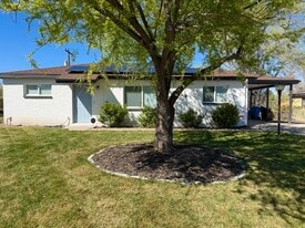 Building Photo - 4776 W 5015 S