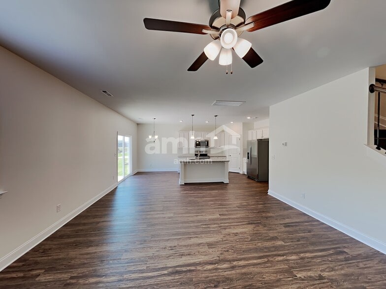 Building Photo - 4805 Chutney Dr