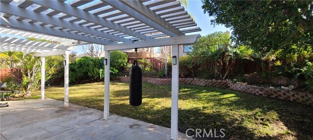 Building Photo - 2563 Gilbert Ave