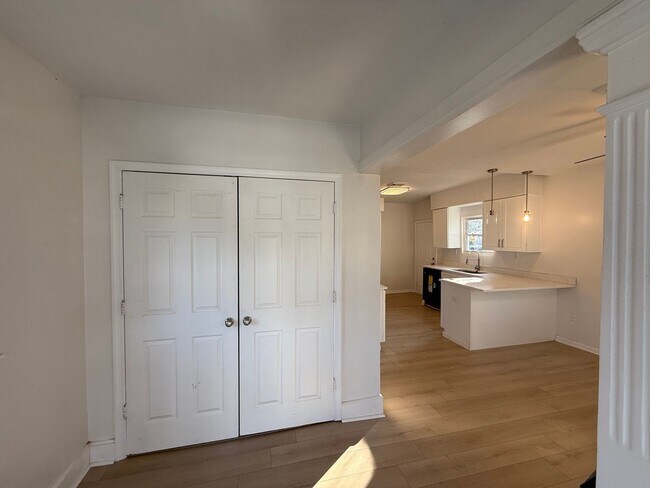 Building Photo - Single Family For Rent In Hampton