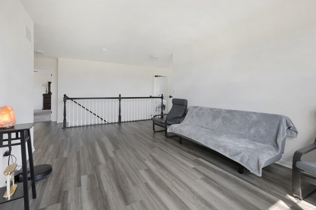 Building Photo - 12520 S Cherry Blossom Blvd