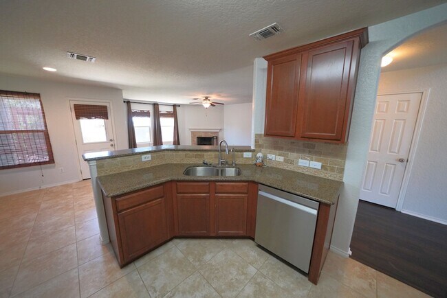 Building Photo - 6307 Myrtle Run