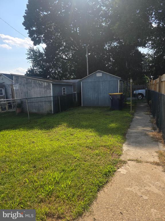 Building Photo - 119 Bungalow Ave