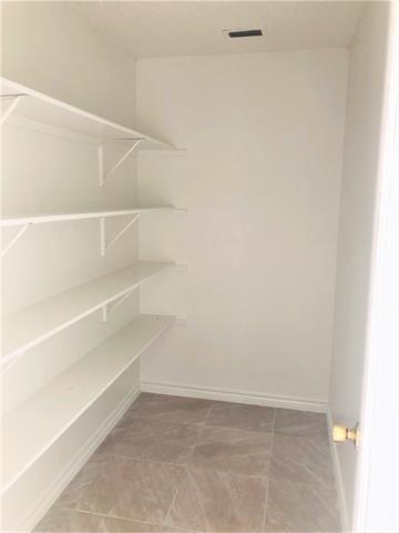 Building Photo - 1620 Flagstone Ln