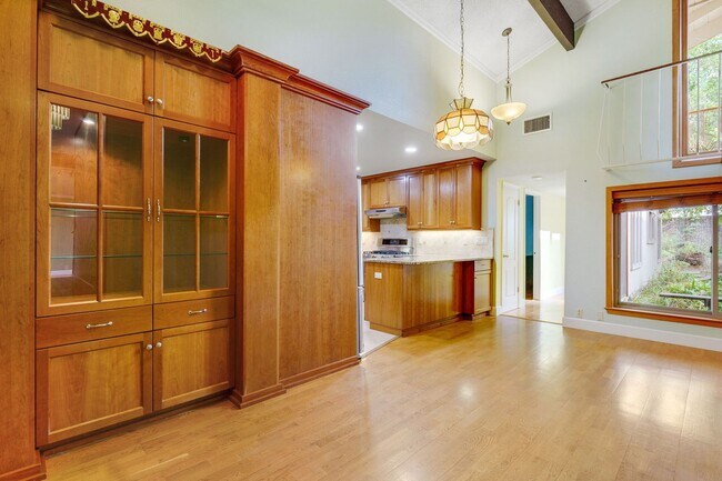 Building Photo - Beautiful 3 Bedroom home in Stonegate