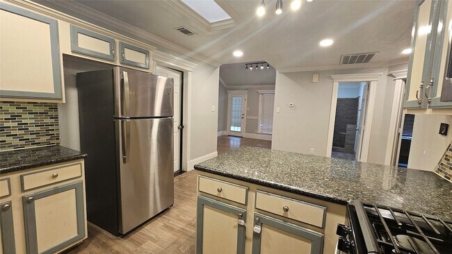 Building Photo - 21031 Stoney Haven Dr