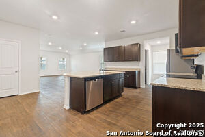 Building Photo - 832 Pronghorn Trl