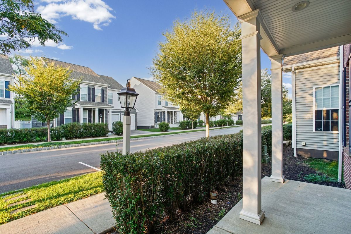 Building Photo - 709 Withers Pk Dr