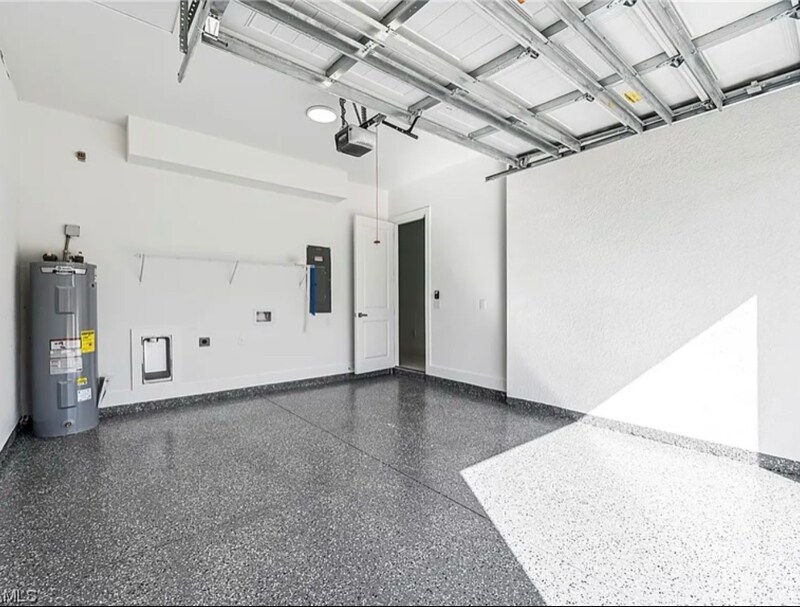 Building Photo - 4716 Douglas Ln