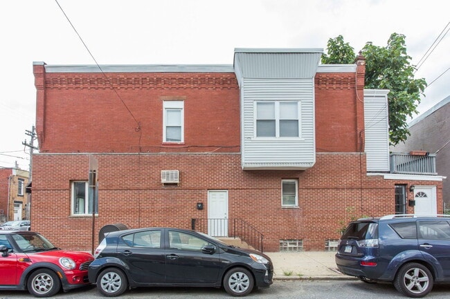 Building Photo - 2501 Carpenter St