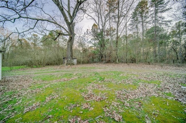 Building Photo - 1290 Reavis Mountain Rd