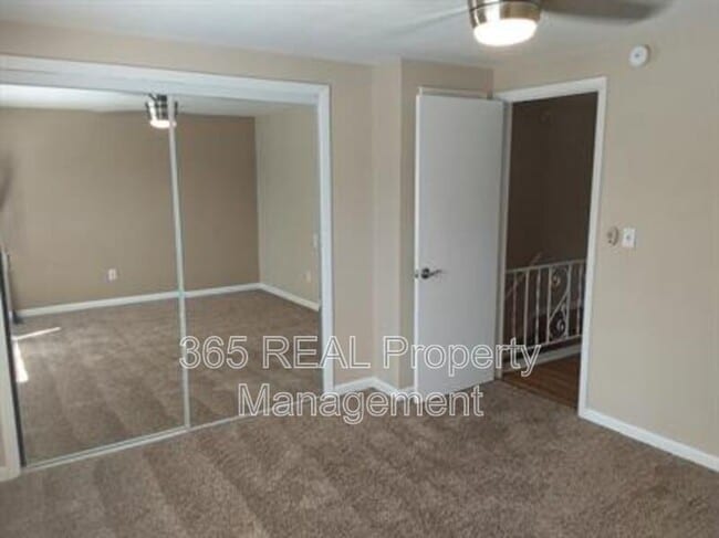 Building Photo - 1434 E 16th St