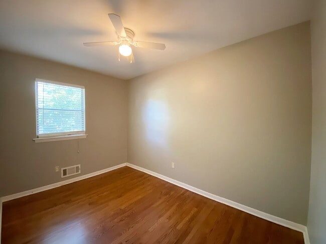 Building Photo - Corner Lot Charmer with 2-Car Garage in Ov...