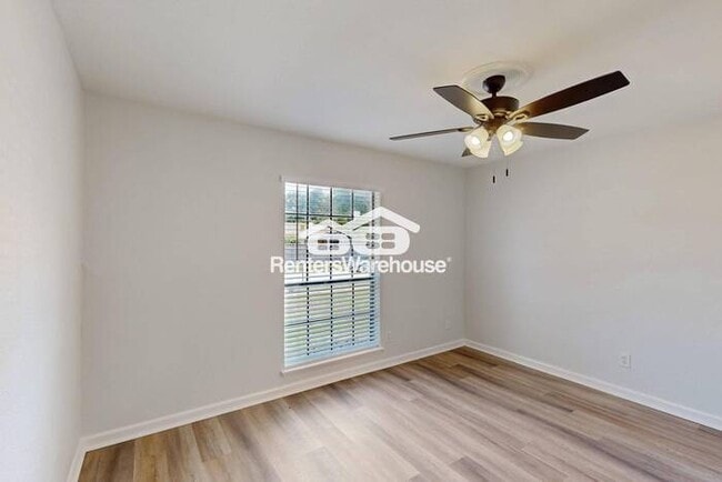Building Photo - MOVE IN READY - 3BED/2BATH - PLANO, TEXAS