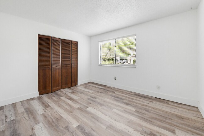 Building Photo - 7 Autumnwood Trail