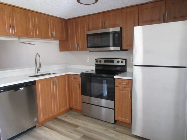 Building Photo - 11515 NW 44th St