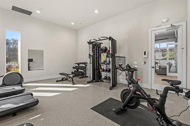 Building Photo - 9922 Michael Irvin St