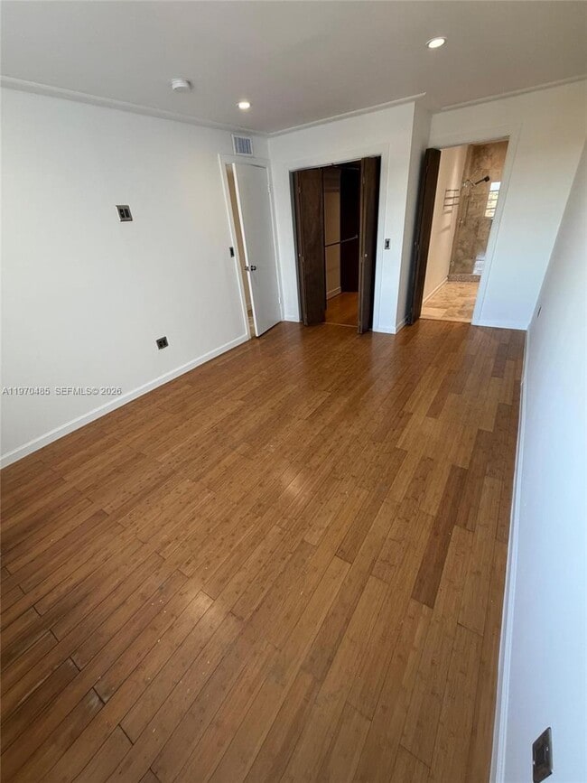 Building Photo - 4670 W 13th Ln