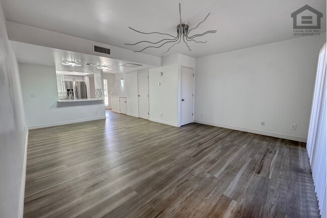 Building Photo - 2Bed/1.5Bath Condo at Cactus Rd/19th Ave! Ready for Immediate Move-In! – POOL VIEW!