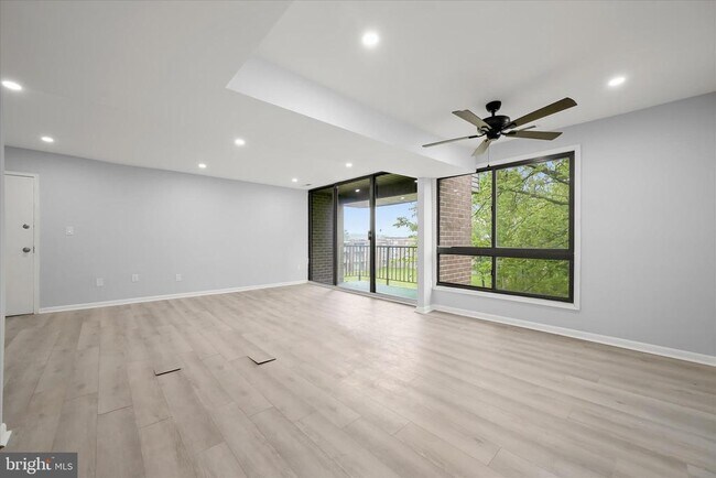 Building Photo - 7967 Riggs Rd