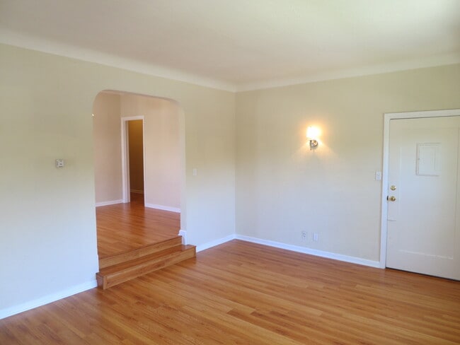 Building Photo - 5105 W 20th St