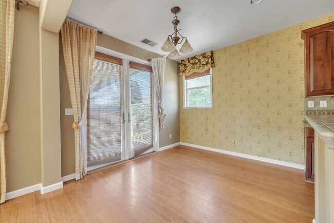 Building Photo - 8639 Brush Way