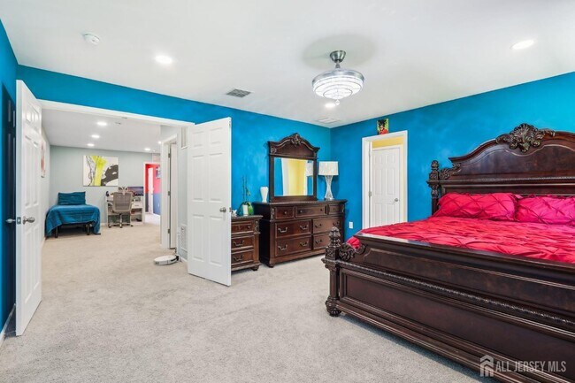 Building Photo - 206 Shields Ct