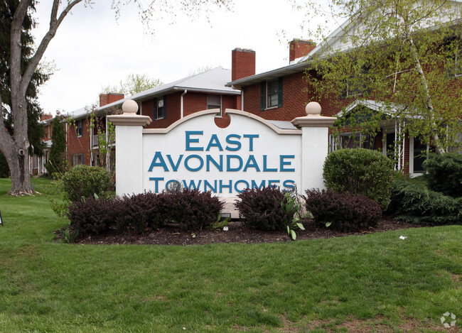 Building Photo - East Avondale Townhomes