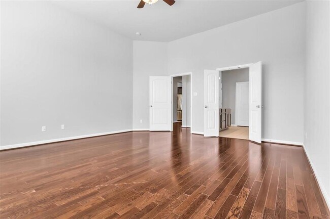 Building Photo - 131 Desert Rose Dr