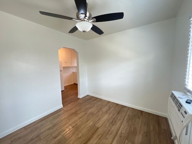 Building Photo - gm2912