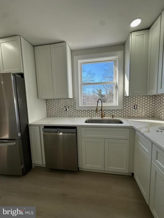 Building Photo - 7103 Loch Raven Rd