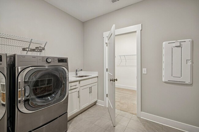 Building Photo - Stunning Craftsman-Style Rental Home with Flexible Living Space & Luxury Upgrades!