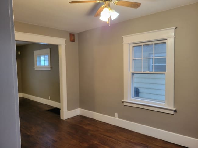 Building Photo - 621 Dearborn Ave