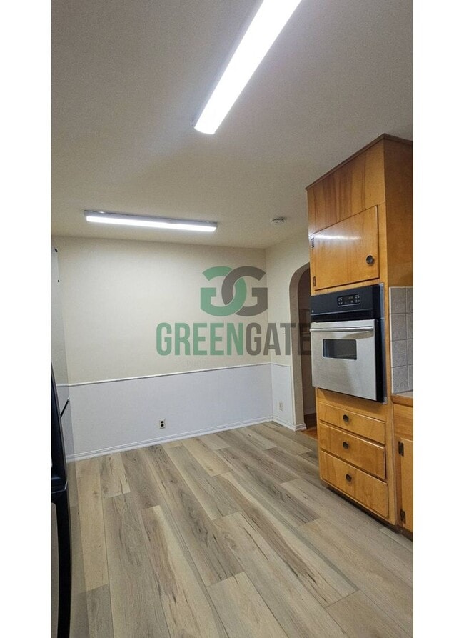 Building Photo - Lovely 2 Bedroom Home in Modesto AVAILABLE NOW!!